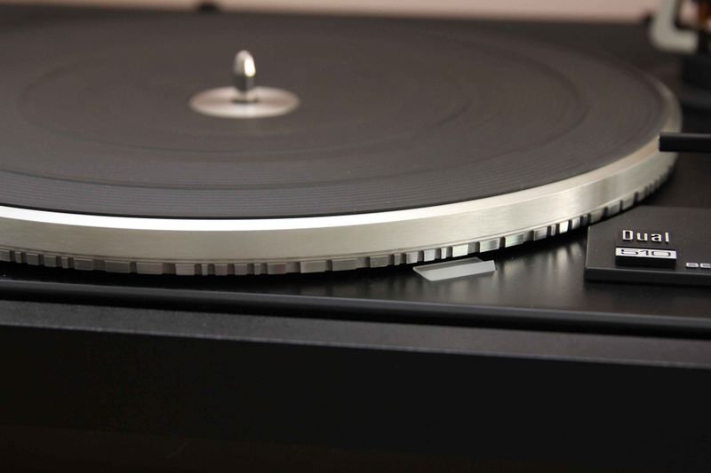 Datei:APM Saegezahnteller.JPG