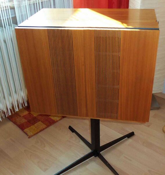 Datei:HS21 2 nomp3 2021.jpg